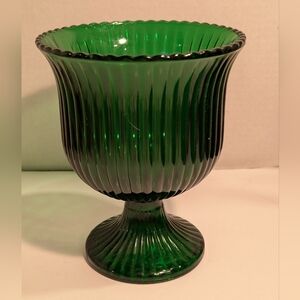 EO Brody & Co. Emerald Green Ribbed Glass Footed Bowl/Vase